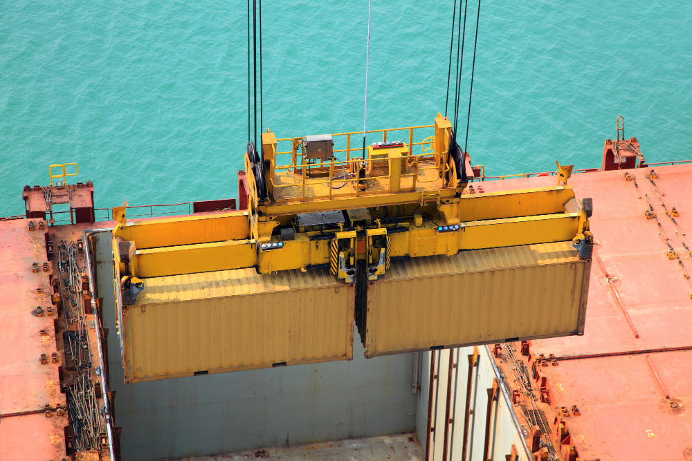 Port Authority Introduces Automated Cargo-Handling Cranes